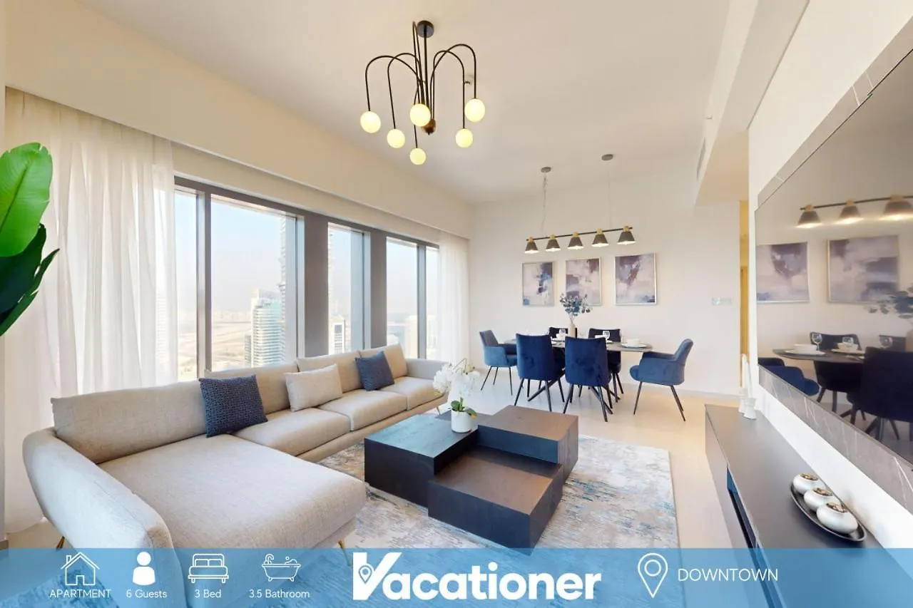 Burj Royale - Mesmerizing Three Bed With Burj View location